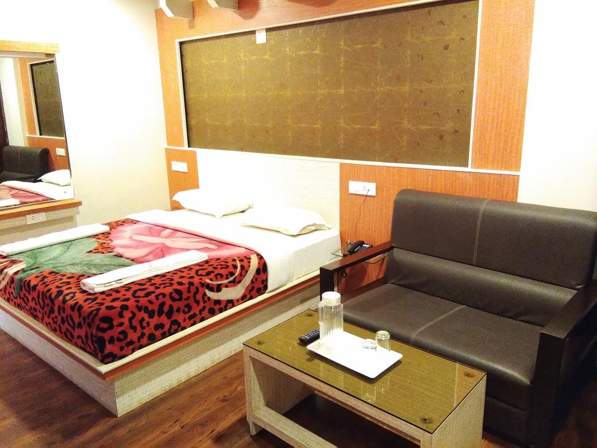 Sarkar Palace Ooty Eksteriør bilde