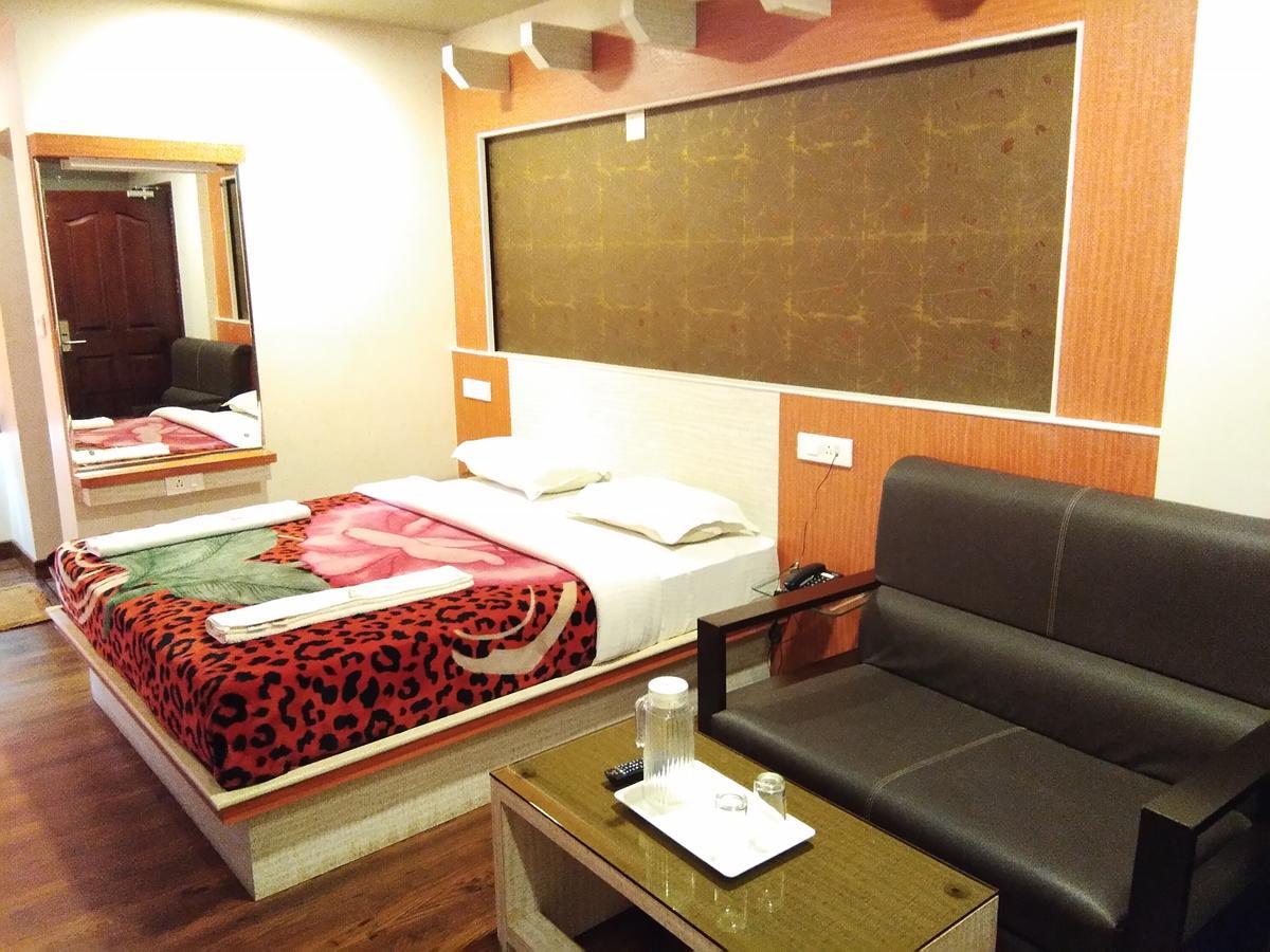Sarkar Palace Ooty Eksteriør bilde